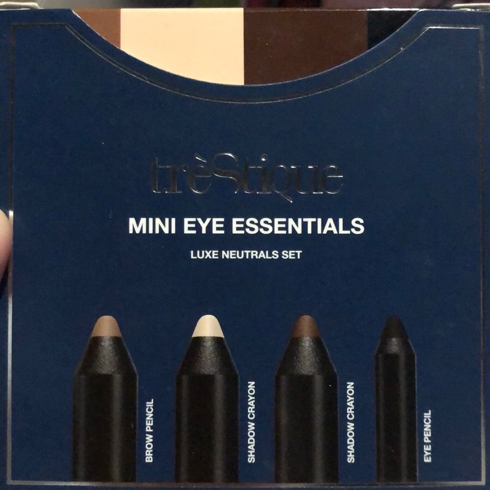 Eye essential pencils